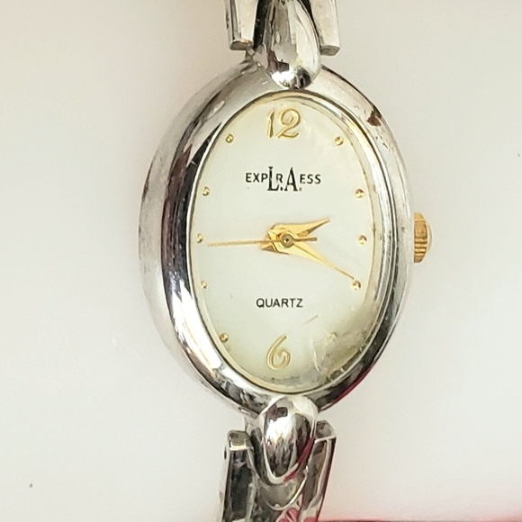 Express L.A. Quartz Stainless Steel Japanese Watch Silver with Gold Tone - Picture 2 of 11